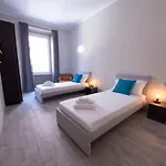 The Rent - Close To Termini Station Rome