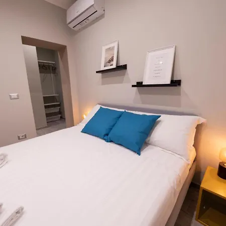 The Rent - Close To Termini Station Roma
