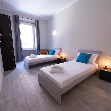 The Rent - Close To Termini Station Roma