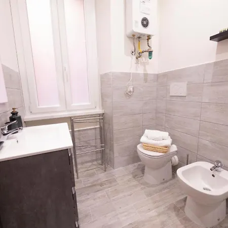 The Rent - Close To Termini Station Roma
